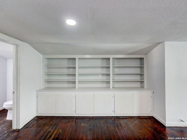 507 W Mistletoe, San Antonio, TX 78212