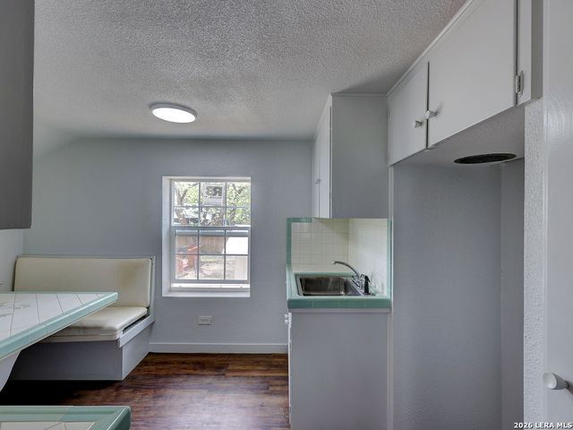 507 W Mistletoe, San Antonio, TX 78212