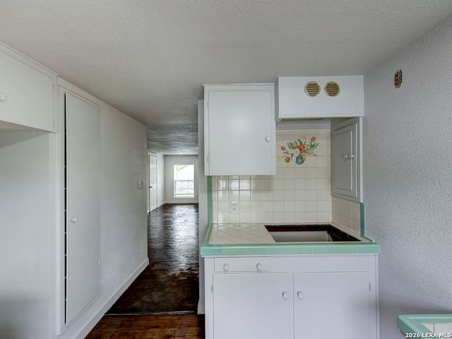 507 W Mistletoe, San Antonio, TX 78212