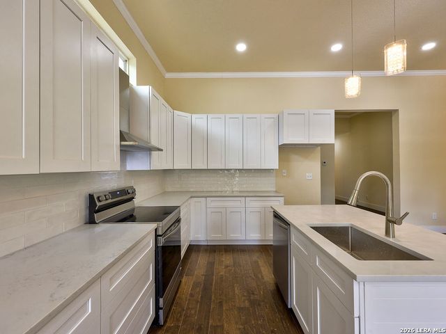 507 W Mistletoe, San Antonio, TX 78212