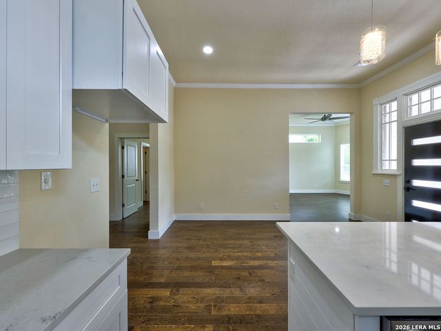 507 W Mistletoe, San Antonio, TX 78212