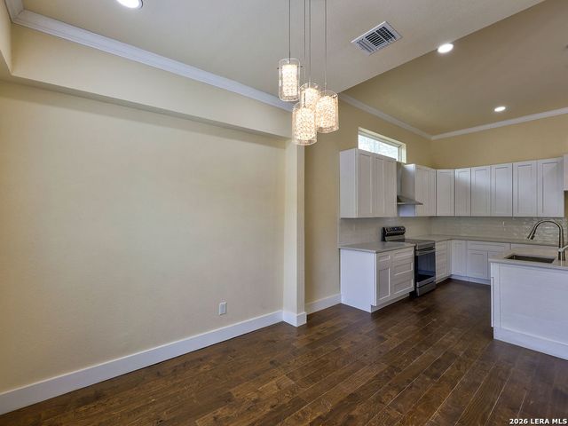 507 W Mistletoe, San Antonio, TX 78212