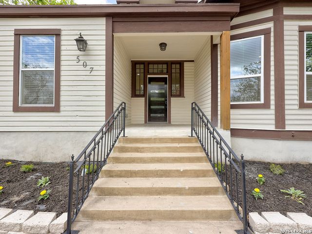 507 W Mistletoe, San Antonio, TX 78212