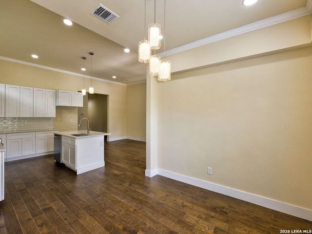 507 W Mistletoe, San Antonio, TX 78212