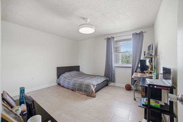 3515 Village Boulevard 304, West Palm Beach, FL 33409