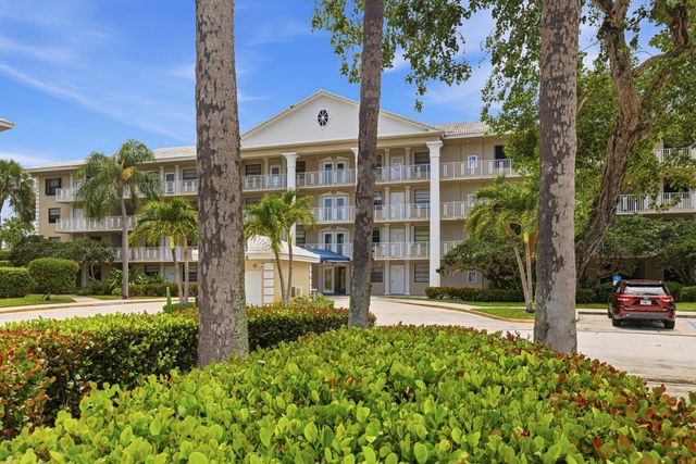 3515 Village Boulevard 304, West Palm Beach, FL 33409