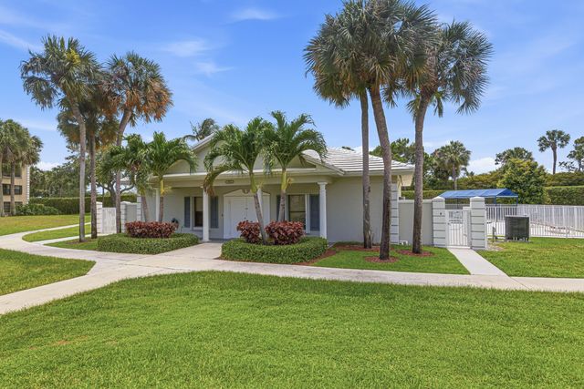 3515 Village Boulevard 304, West Palm Beach, FL 33409
