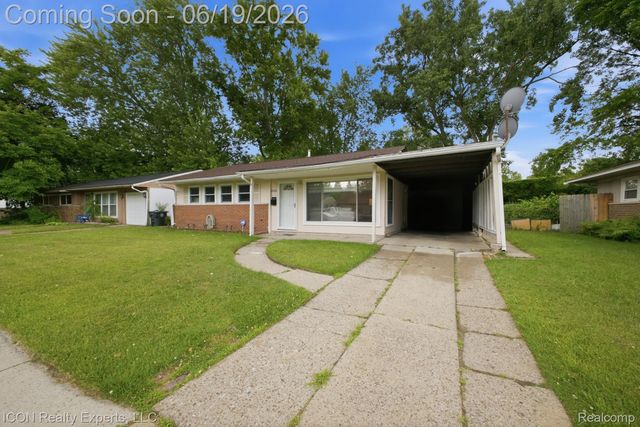 22020 Jerome Street, Oak Park, MI 48237