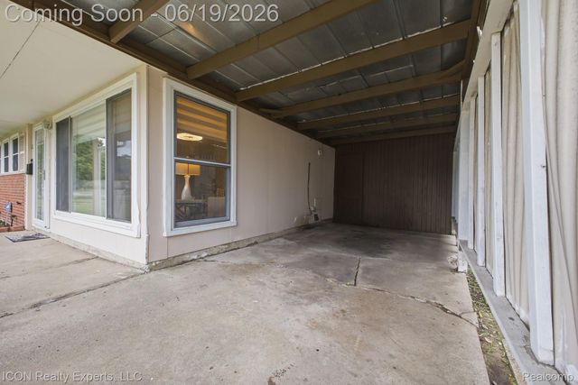 22020 Jerome Street, Oak Park, MI 48237