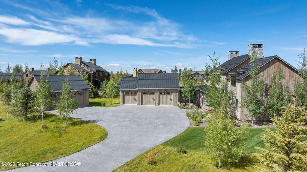 1070 SHASTA DAISY Court, Driggs, ID 83422