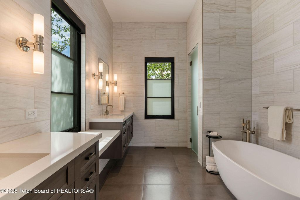 1070 SHASTA DAISY Court, Driggs, ID 83422 photo 23