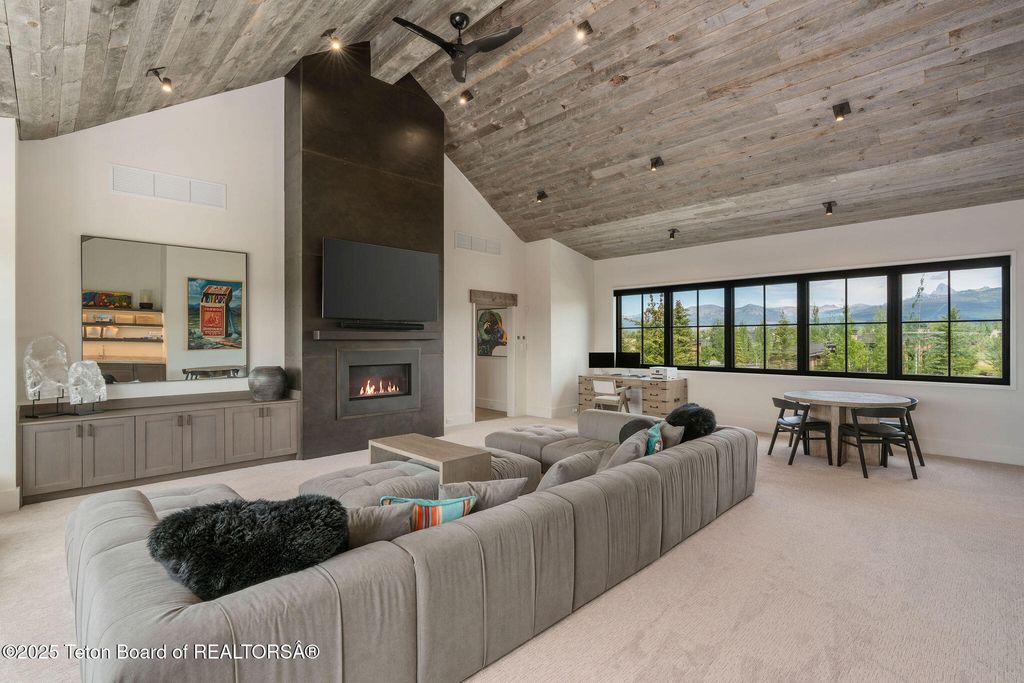 1070 SHASTA DAISY Court, Driggs, ID 83422 photo 34