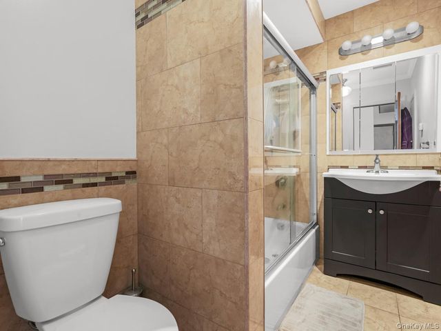 4 23rd Street, Jericho, NY 11753