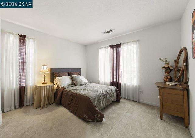 104 Kings Canyon Way, Oakley, CA 94561