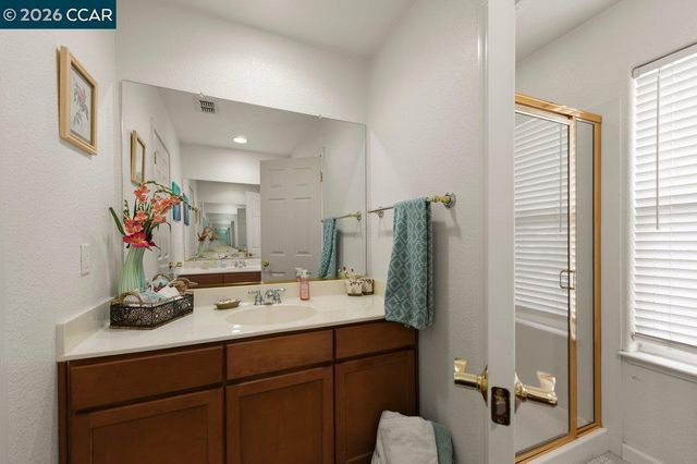 104 Kings Canyon Way, Oakley, CA 94561