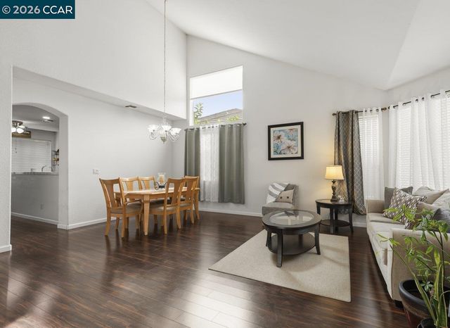 104 Kings Canyon Way, Oakley, CA 94561