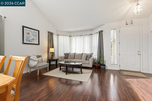 104 Kings Canyon Way, Oakley, CA 94561