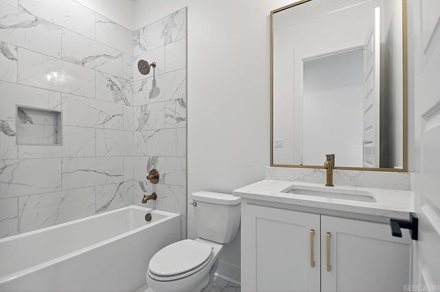 121 Kinley Loop, Little Rock, AR 72223