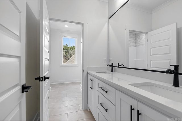 121 Kinley Loop, Little Rock, AR 72223