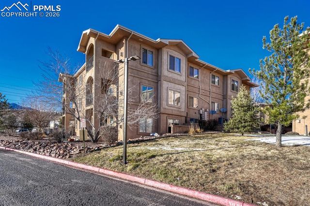 1695 Little Bear Creek Point 4, Colorado Springs, CO 80904