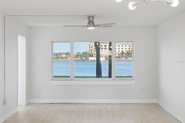 4775 COVE CIRCLE 106, St Petersburg, FL 33708