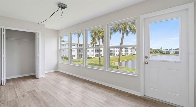 4775 COVE CIRCLE 106, St Petersburg, FL 33708