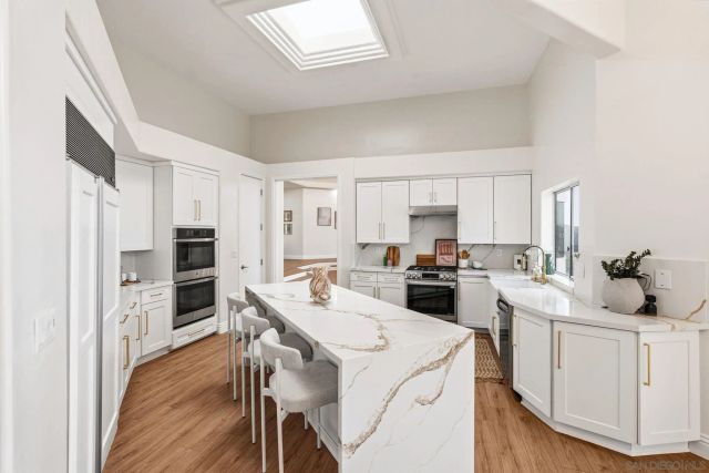 9604 Misty Meadow Lane, Escondido, CA 92026