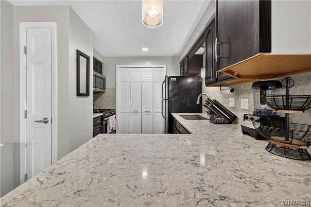 400 West Avenue D2, West Seneca, NY 14224