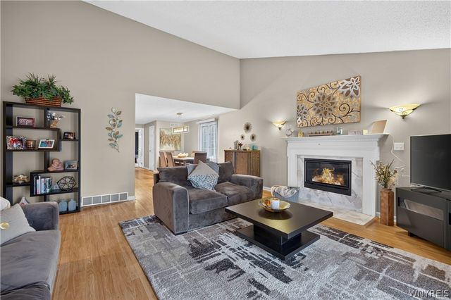 400 West Avenue D2, West Seneca, NY 14224