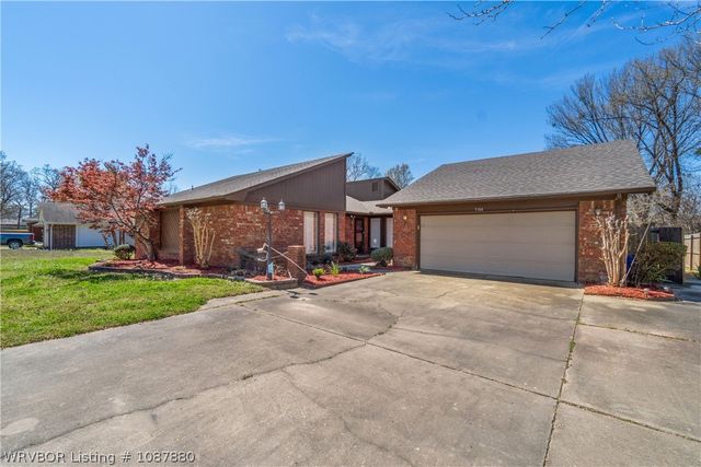 3104 S 104 Street, Fort Smith, AR 72903