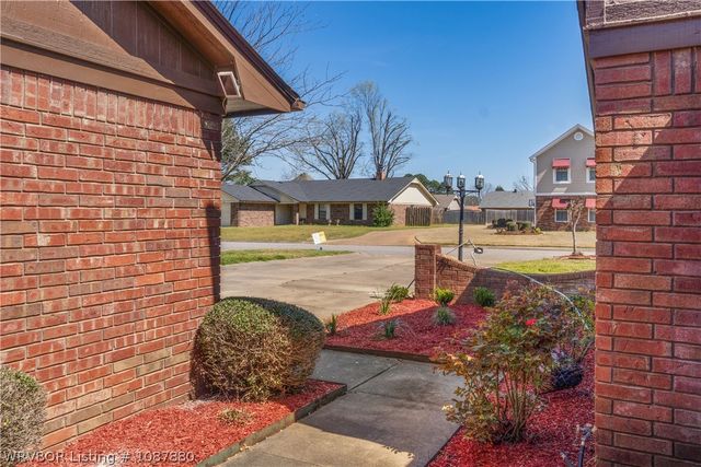 3104 S 104 Street, Fort Smith, AR 72903