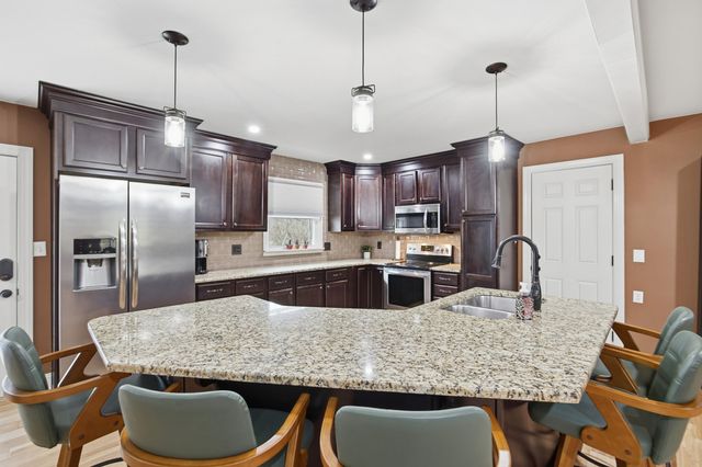 155 Carolyn Lane, Nicholasville, KY 40356