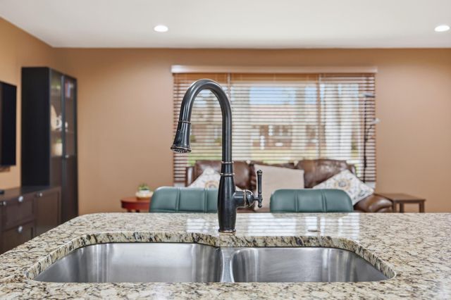 155 Carolyn Lane, Nicholasville, KY 40356