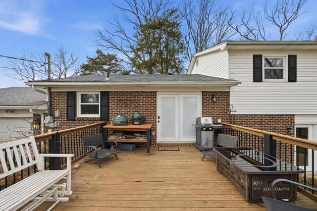 155 Carolyn Lane, Nicholasville, KY 40356