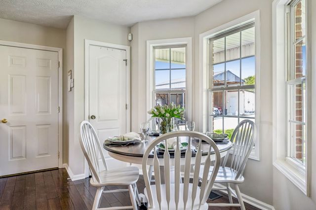 2035 Lassiter Rd, Readyville, TN 37149