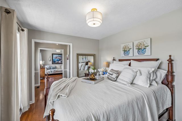 2035 Lassiter Rd, Readyville, TN 37149