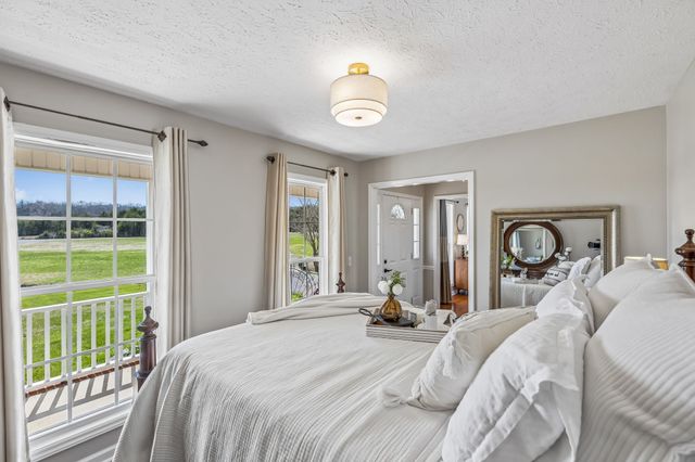 2035 Lassiter Rd, Readyville, TN 37149