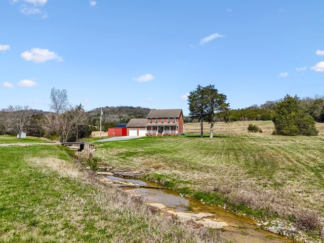2035 Lassiter Rd, Readyville, TN 37149