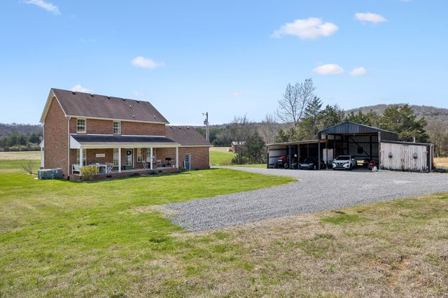 2035 Lassiter Rd, Readyville, TN 37149
