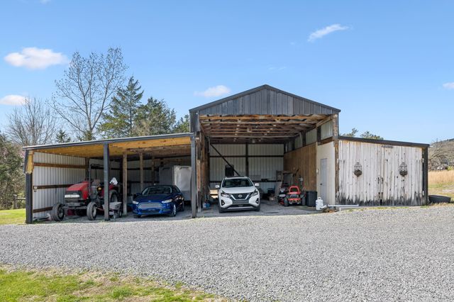 2035 Lassiter Rd, Readyville, TN 37149