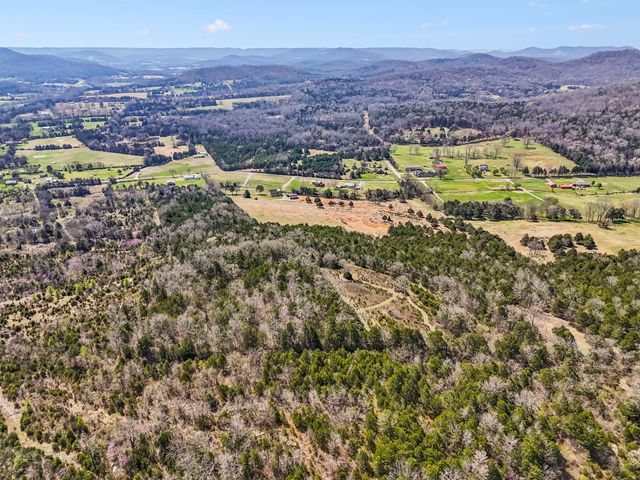 2035 Lassiter Rd, Readyville, TN 37149