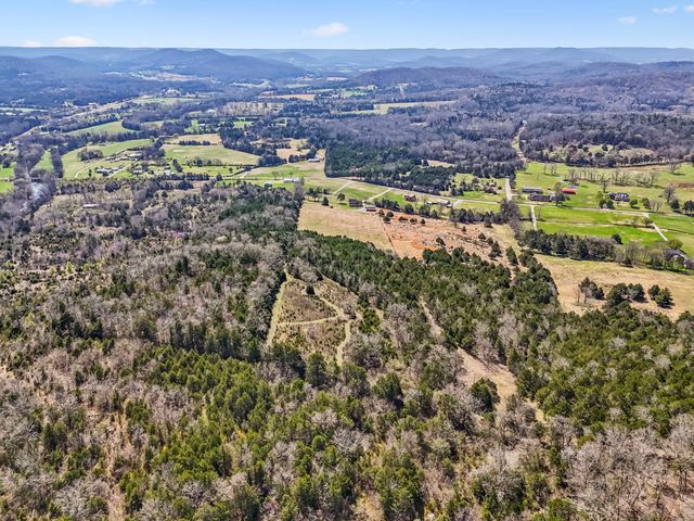 2035 Lassiter Rd, Readyville, TN 37149