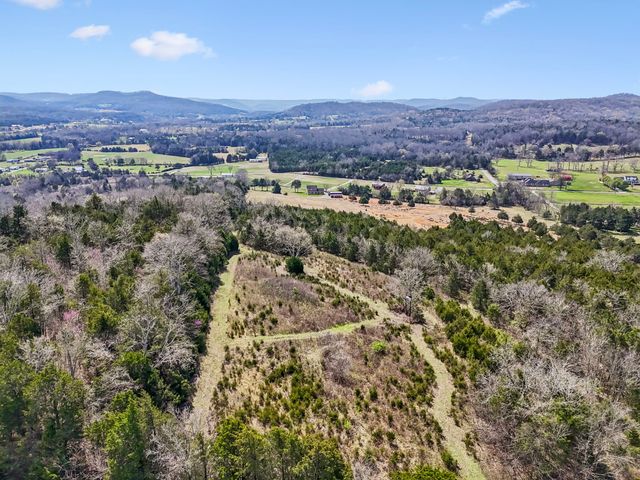 2035 Lassiter Rd, Readyville, TN 37149