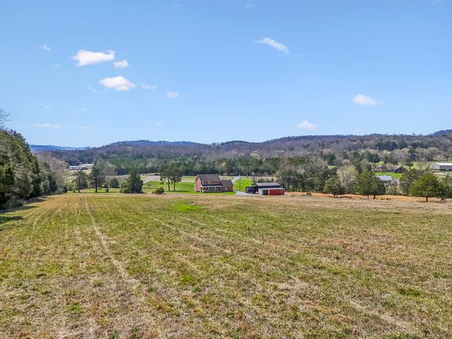 2035 Lassiter Rd, Readyville, TN 37149