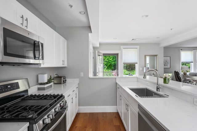 599 Washington St 1, Pembroke, MA 02359