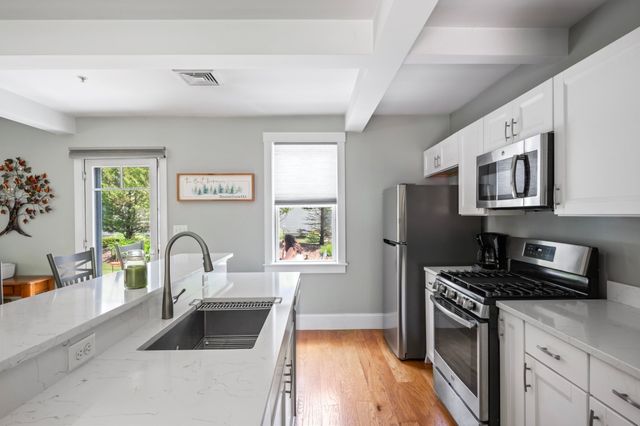 599 Washington St 1, Pembroke, MA 02359