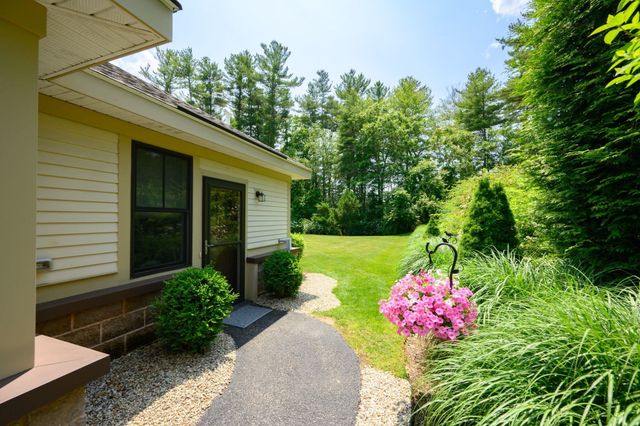 599 Washington St 1, Pembroke, MA 02359