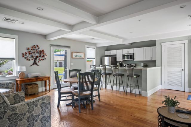 599 Washington St 1, Pembroke, MA 02359