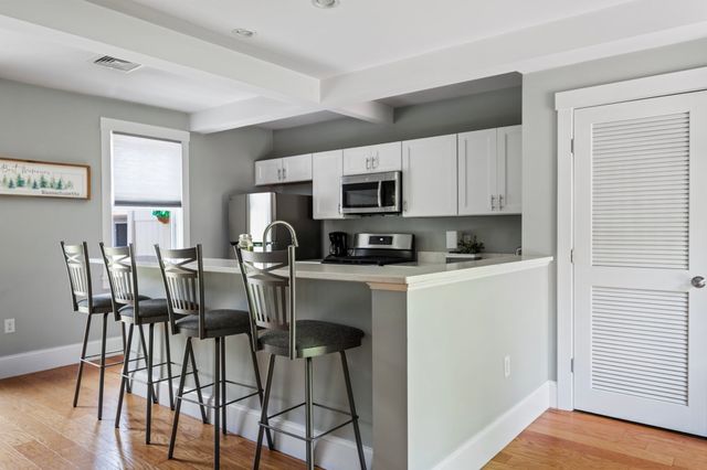 599 Washington St 1, Pembroke, MA 02359