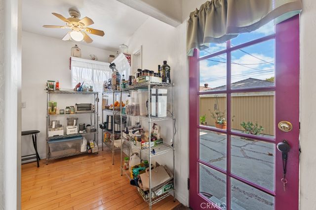 3730 Rose Avenue, Long Beach, CA 90807